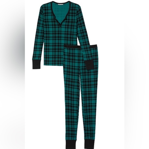 Victoria's Secret Other - VS Green and Black Buffalo plaid Pajama set ❤️
